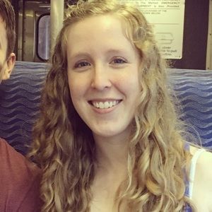 Meet your Posher, Caitlin